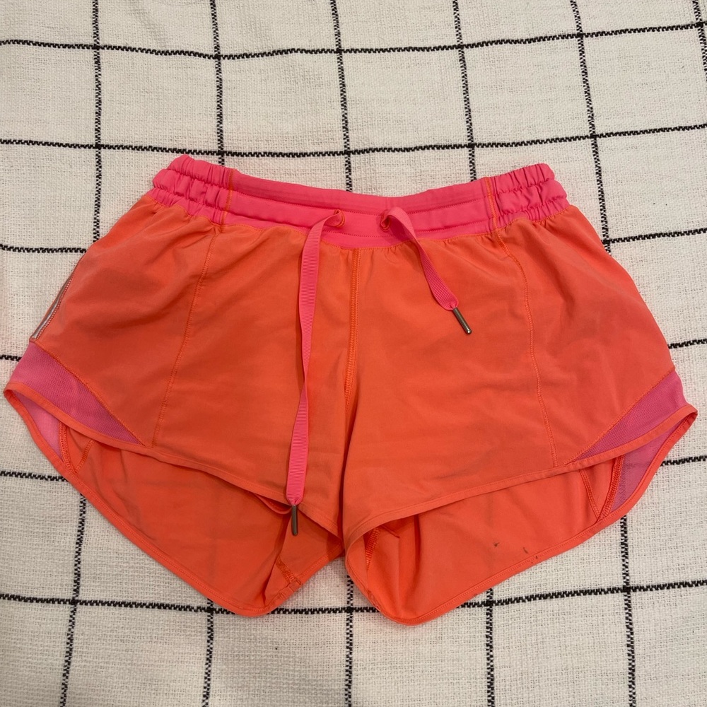 Lululemon Hotty Hot Shorts Size 6